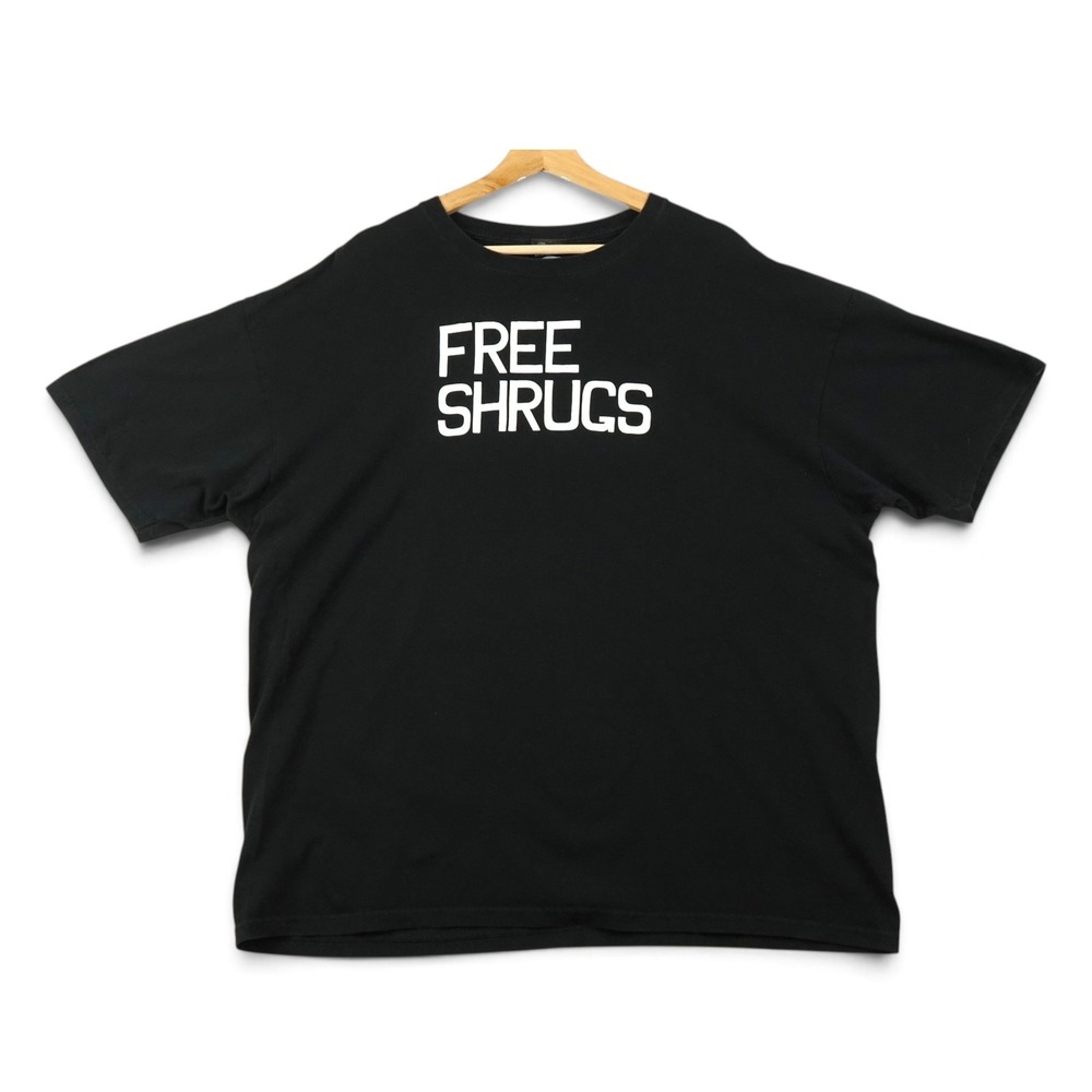 ThinkGeek Mens T Shirt 2X Black Free Shrugs Y2K Geek Humor Graphic Tee Vintage